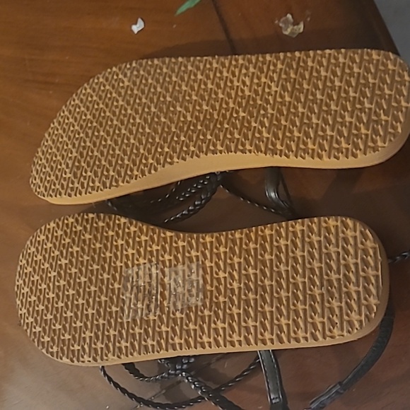 Summer Sandals - Picture 3 of 3